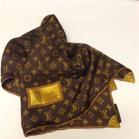 louis vuitton scarf replica mens|louis vuitton silk scarf authentication.